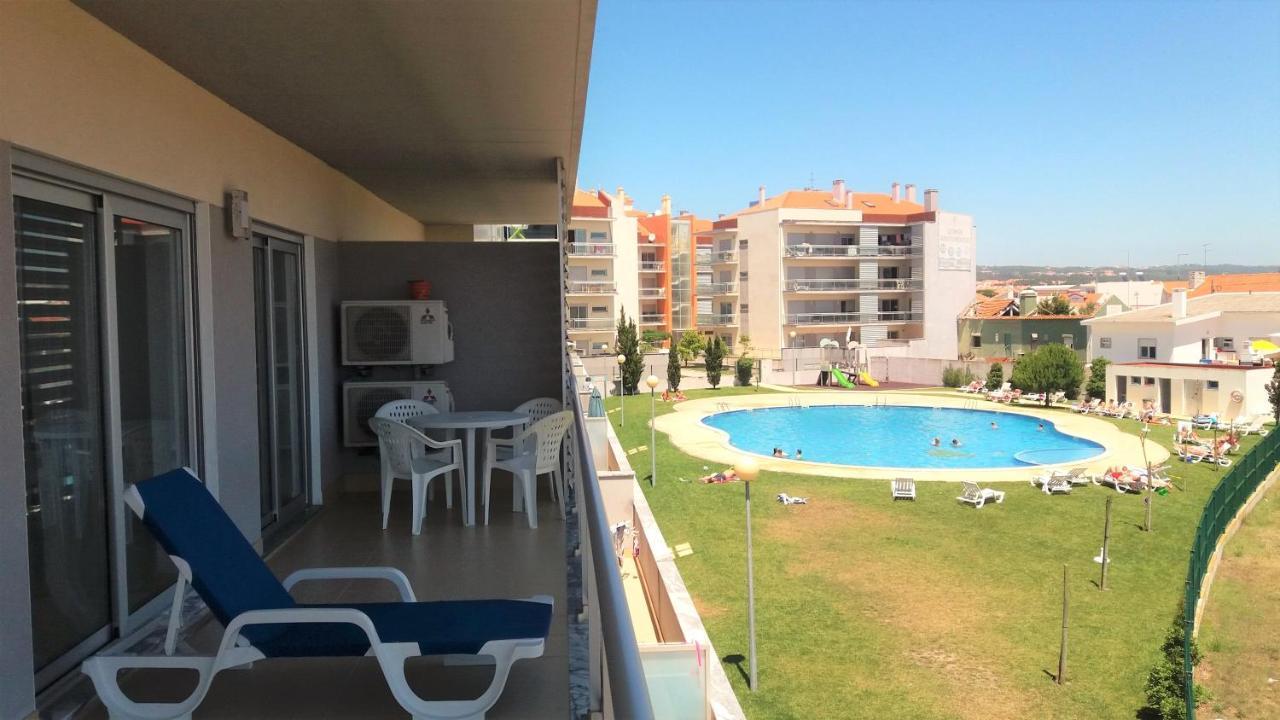 Alojamentos Campo & Mar-T2 Com Piscina ساو مارتينهو دو بورتو المظهر الخارجي الصورة