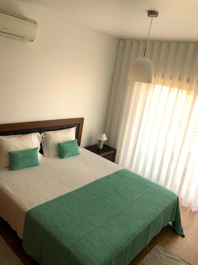 Alojamentos Campo & Mar-T2 Com Piscina ساو مارتينهو دو بورتو المظهر الخارجي الصورة